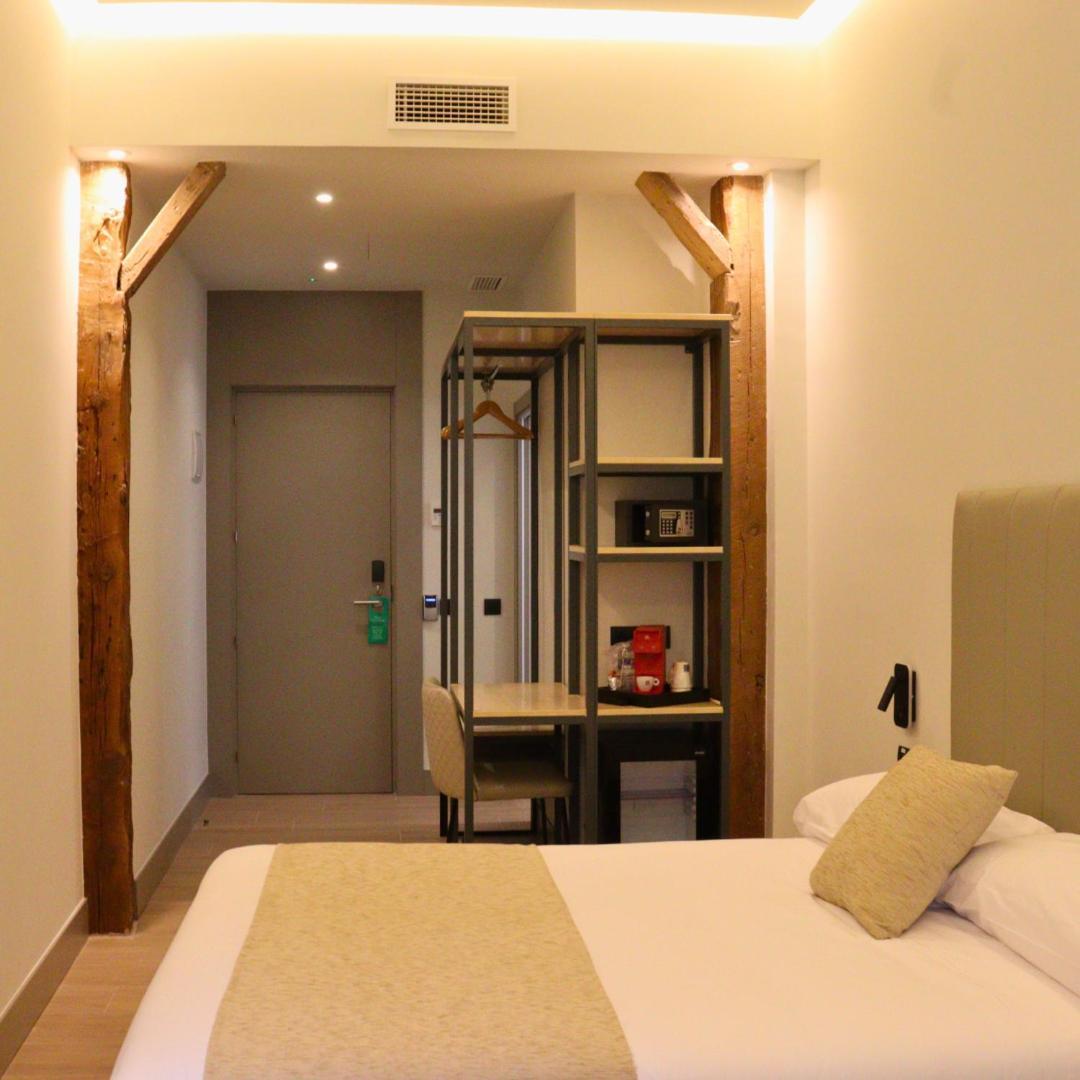 Hostal La Rua-Montera Мадрид Екстер'єр фото