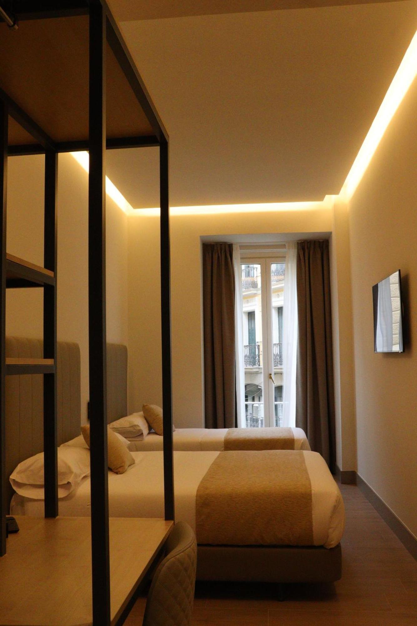 Hostal La Rua-Montera Мадрид Екстер'єр фото